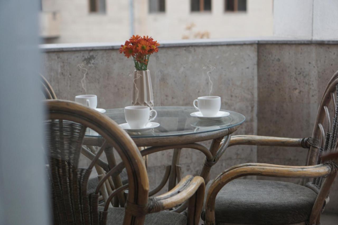 Nor Yerevan Hotel Eksteriør bilde