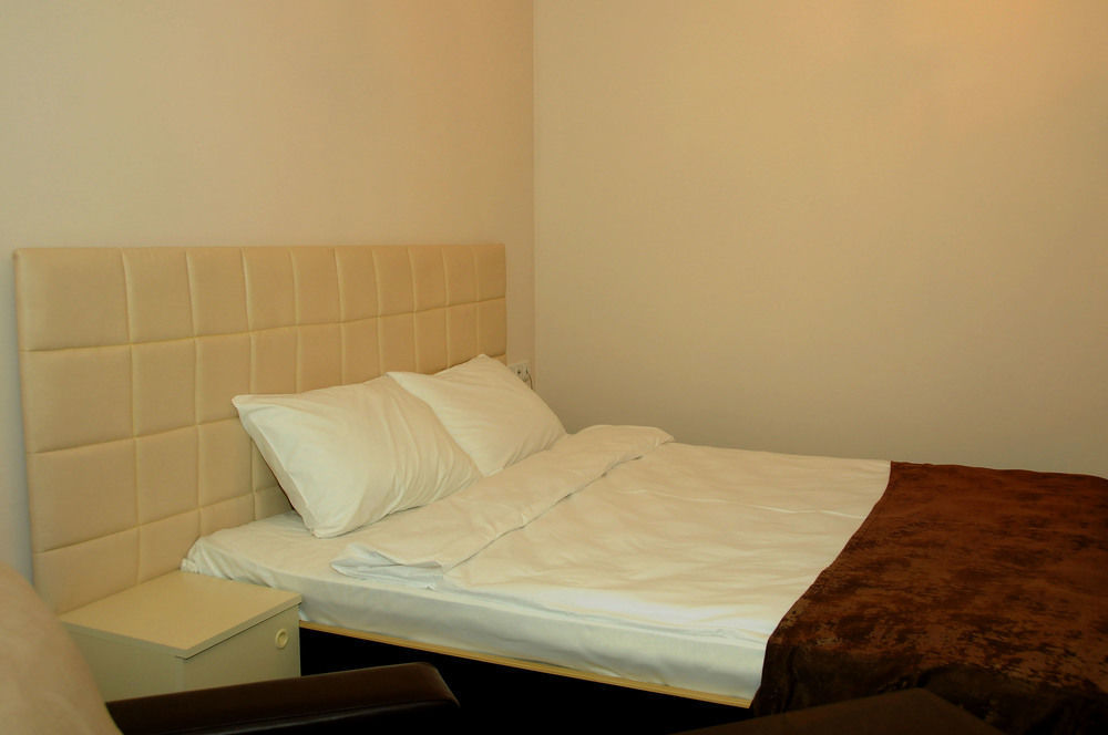 Nor Yerevan Hotel Eksteriør bilde